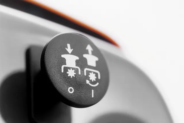 Conexión eléctrica de las cuchillas de corte